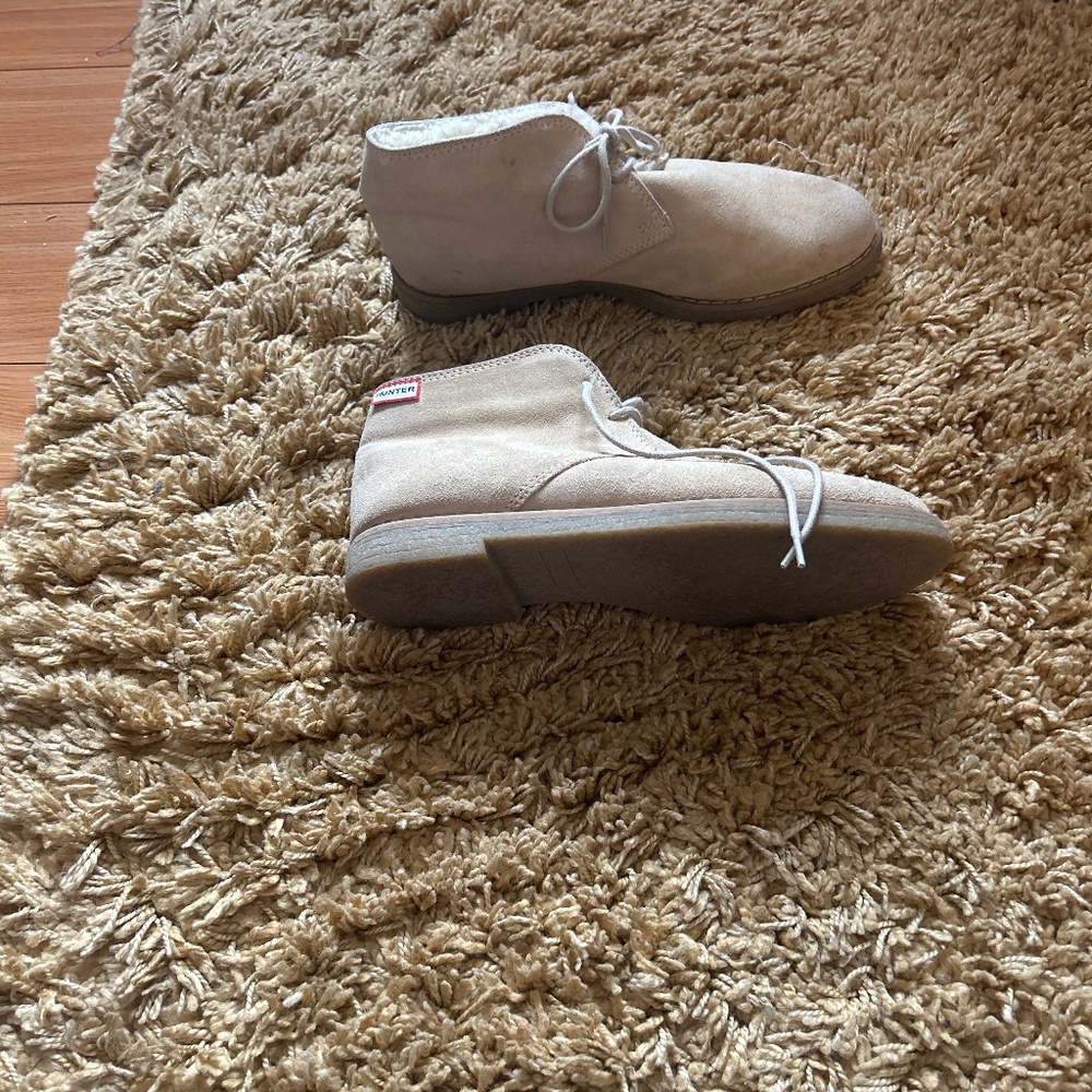 Hunter fur lined boots, size 38